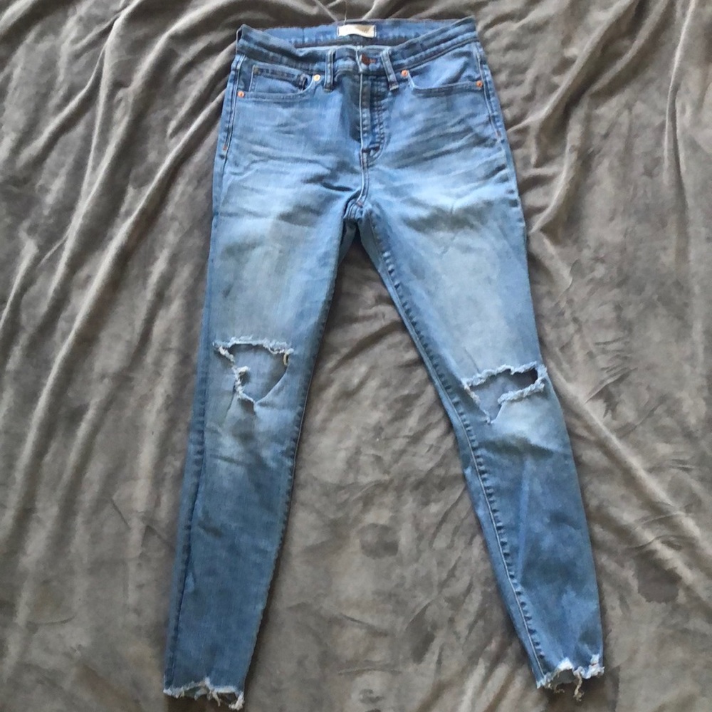 Madewell 9” high rise skinny denim! Size 29!